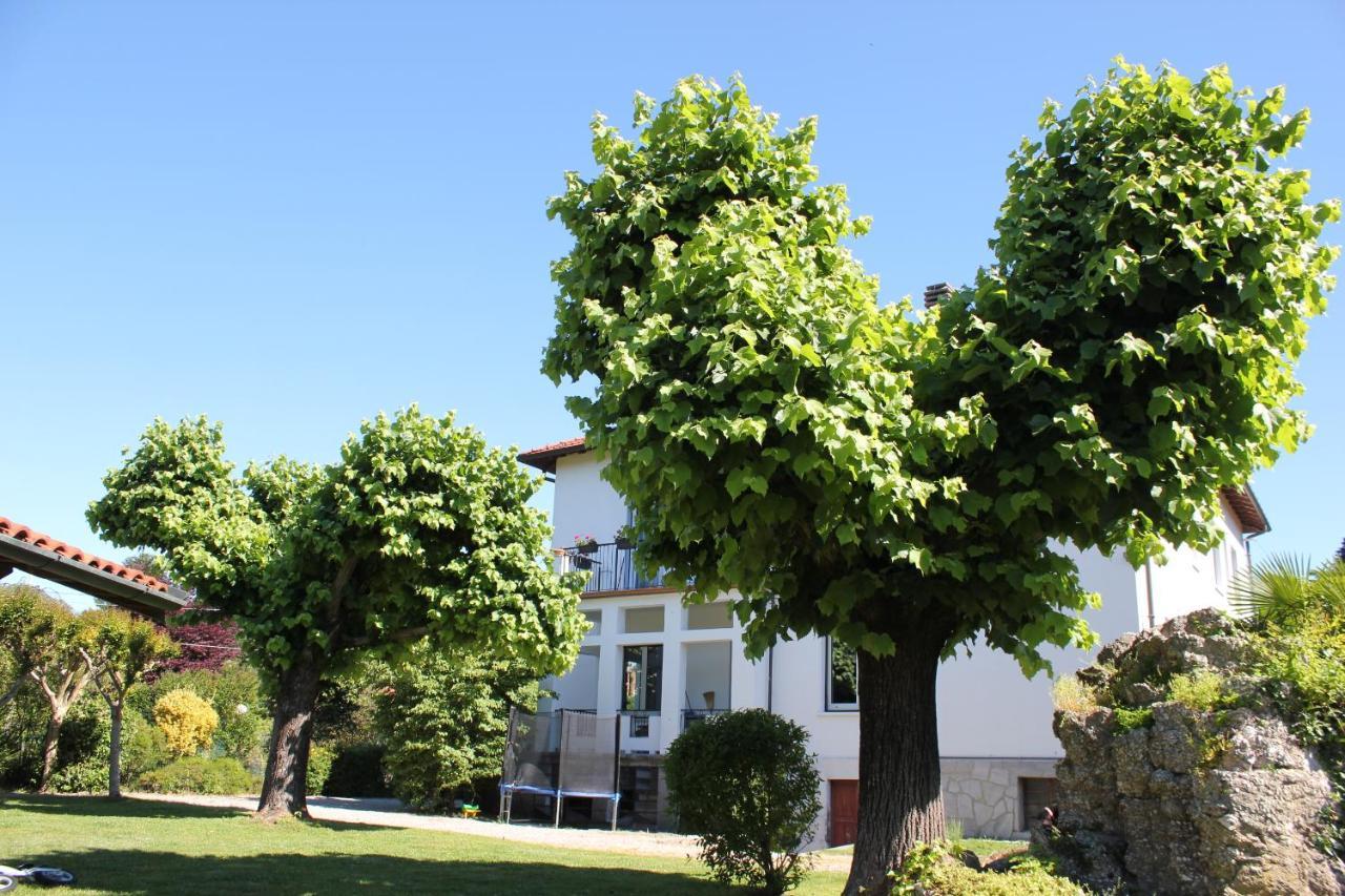 B&B I Due Tigli Travedona Exterior photo